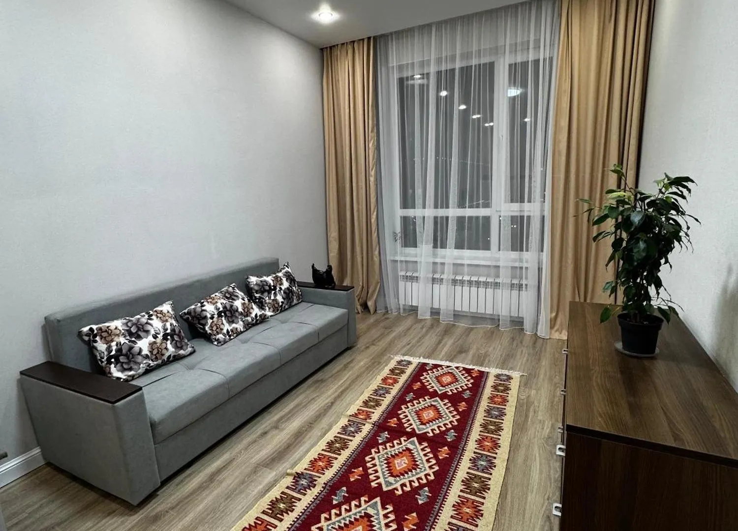 2-Х Ком Кв В Районе Хан Шатыра Nur-Sultan  Kazakhstan